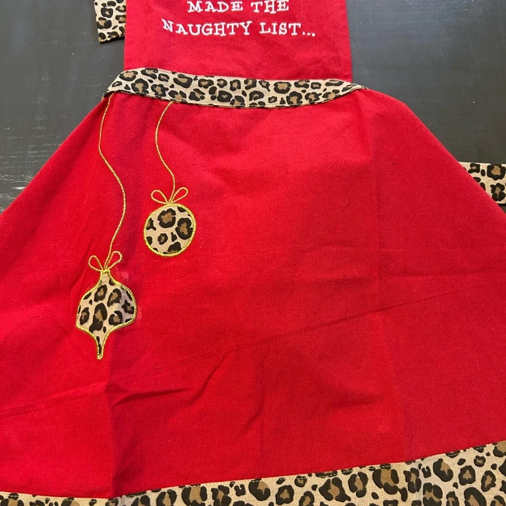 TIS THE SEASON brand new Red and Leopard Print women’s Apron Christmas